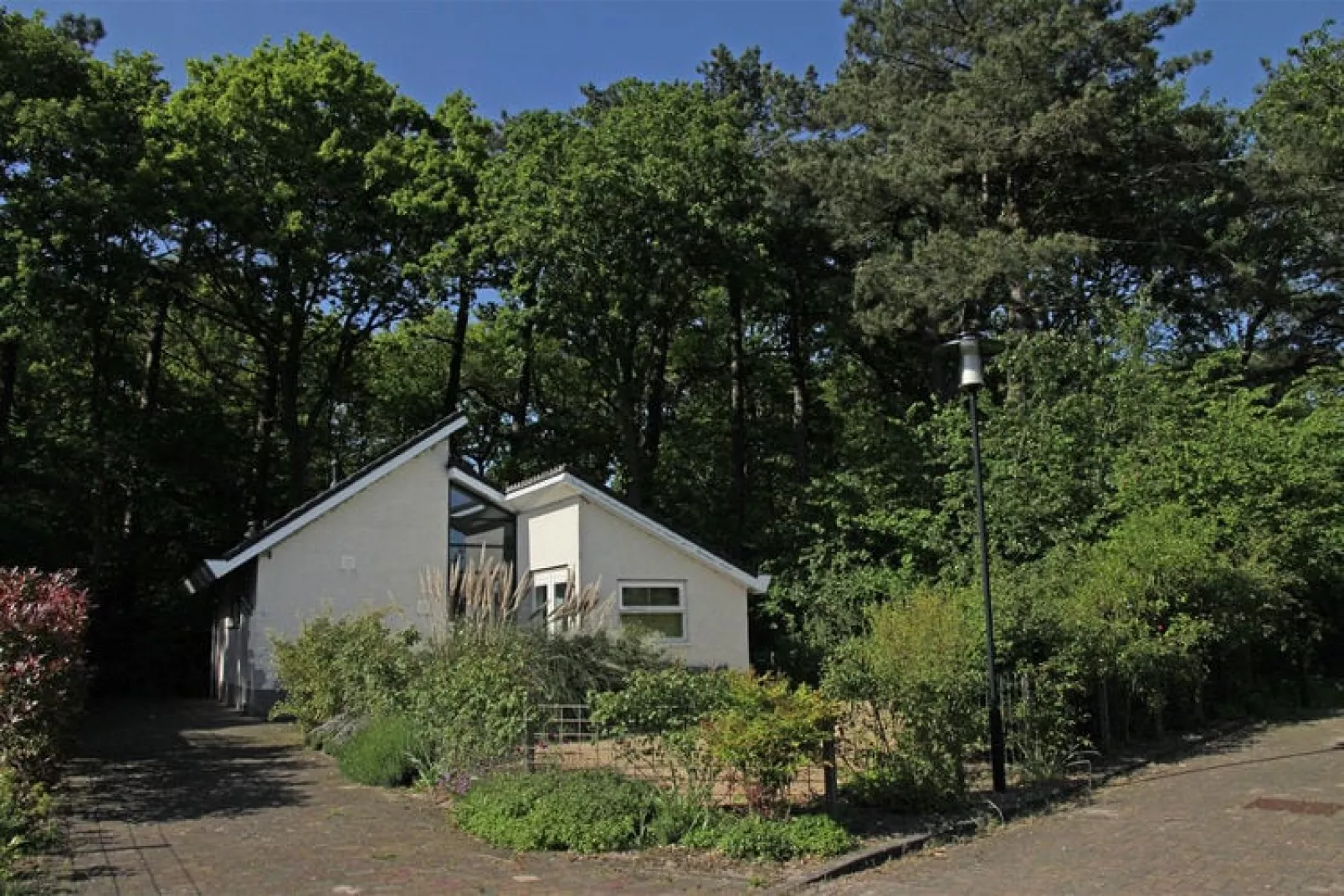 Boshof-Exterior summer