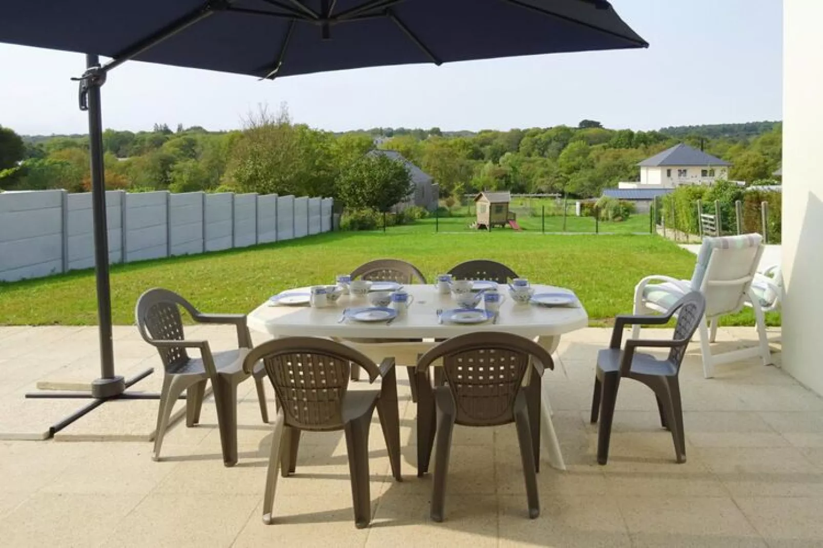 Holiday home Morgat-Gardens summer