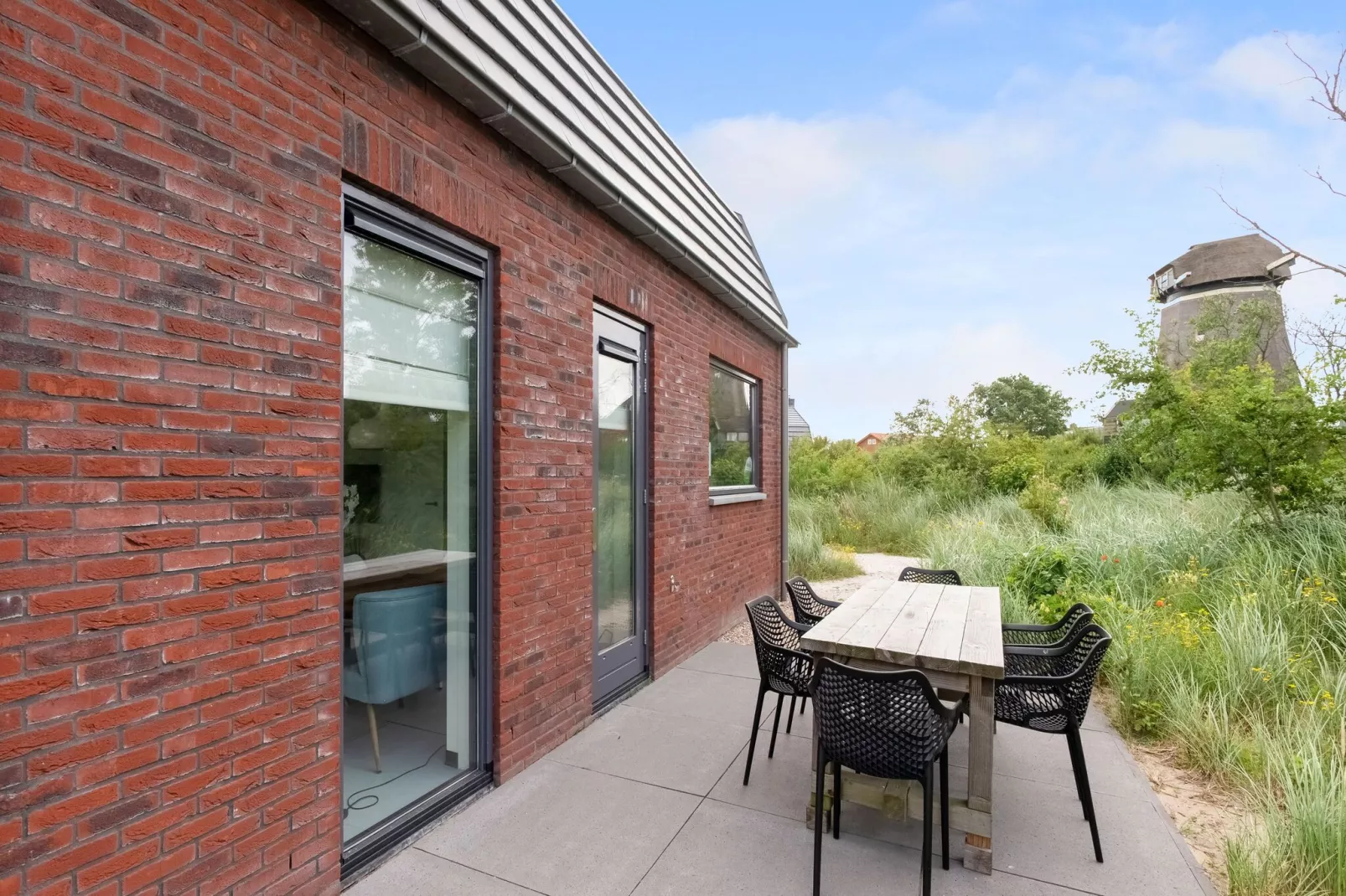 Duinvilla aan het Meer-Terrace balcony