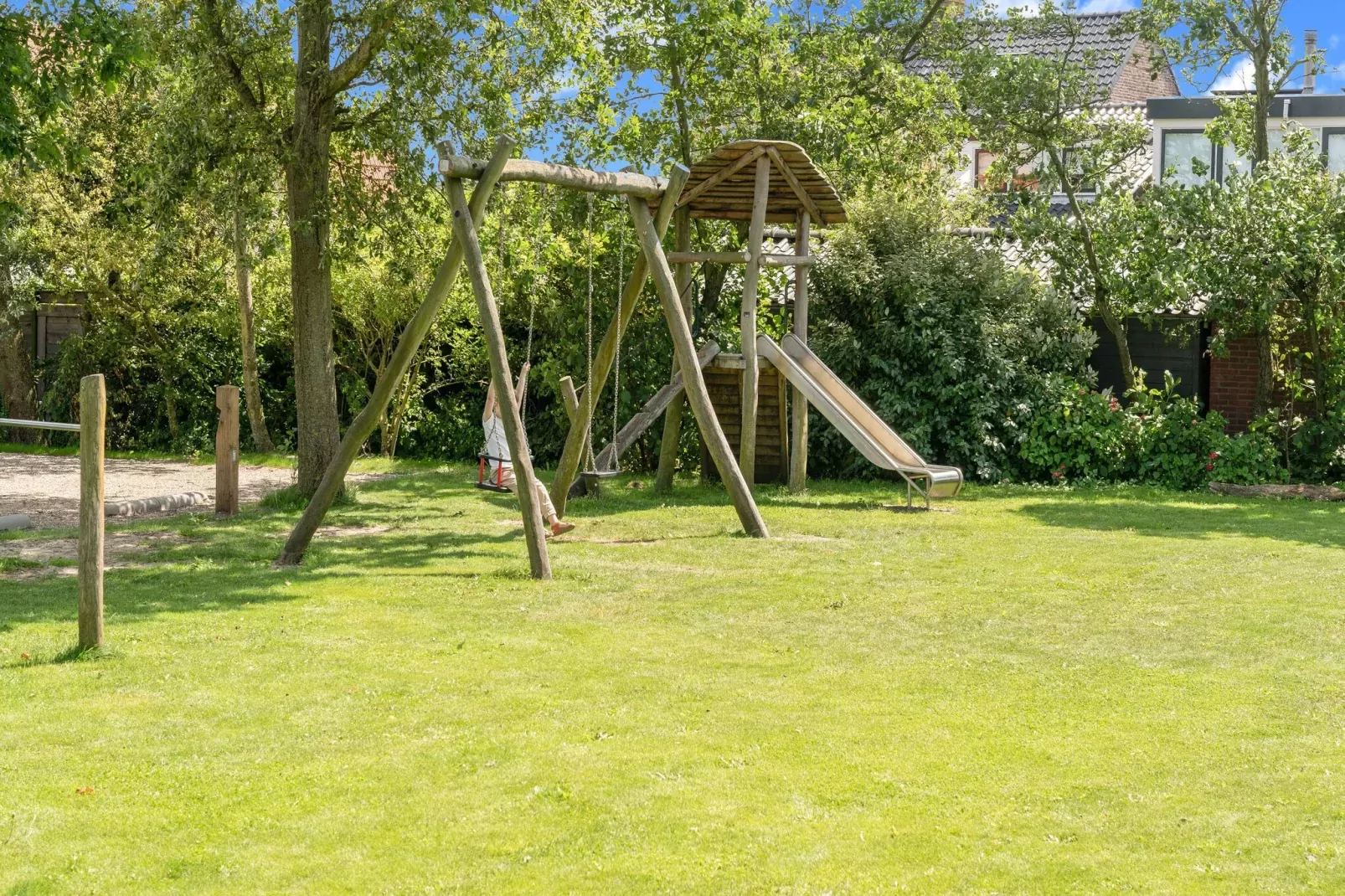 Duinvilla aan het Meer-Gardens summer