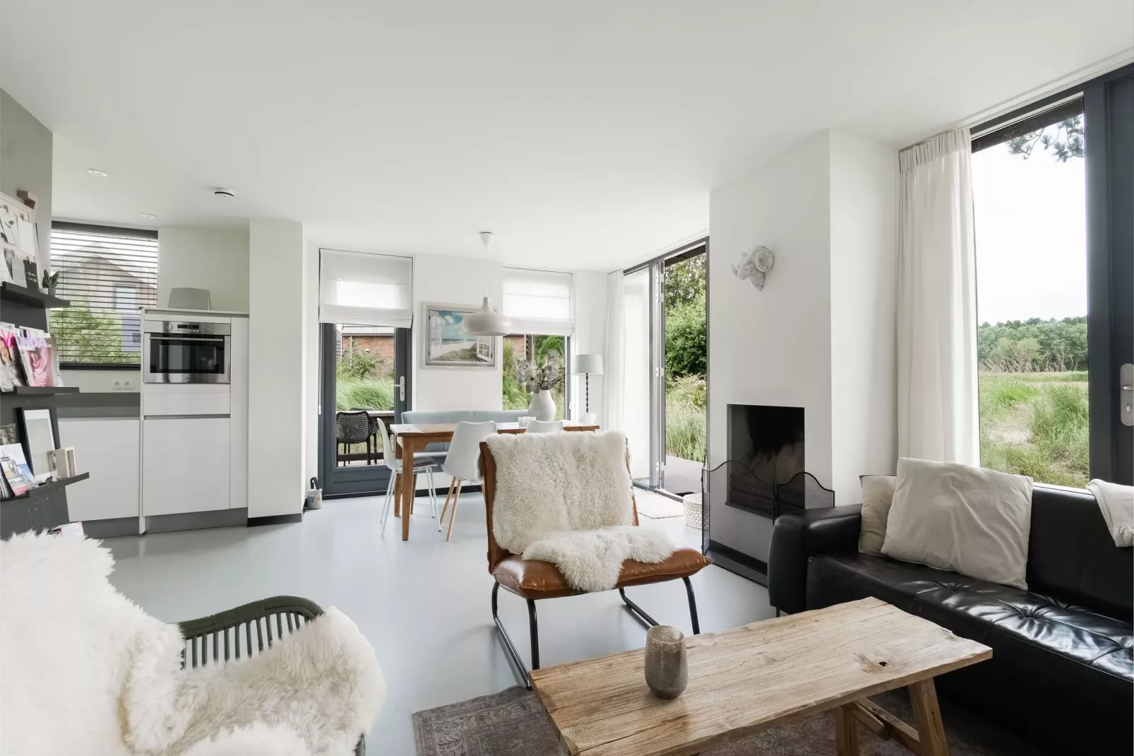 Duinvilla aan het Meer-Living room