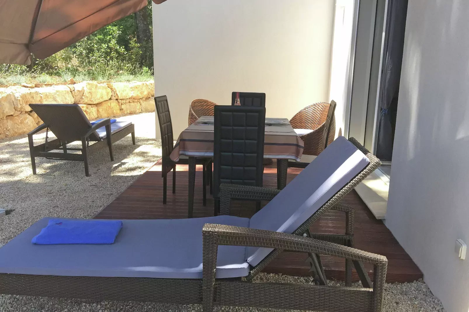 Villa Contem 4-Terrace balcony