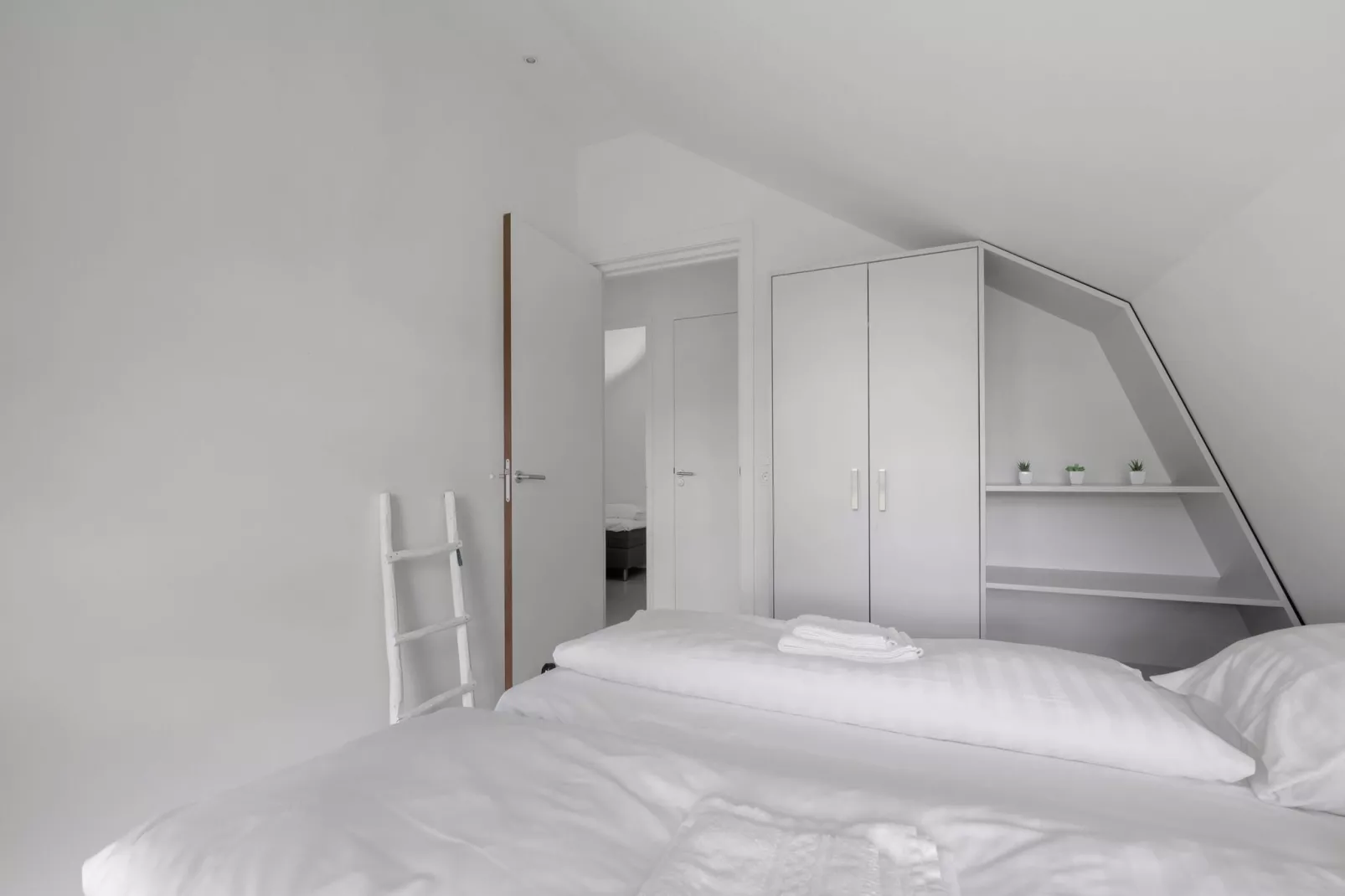 Duinvilla aan het Meer-Bedroom