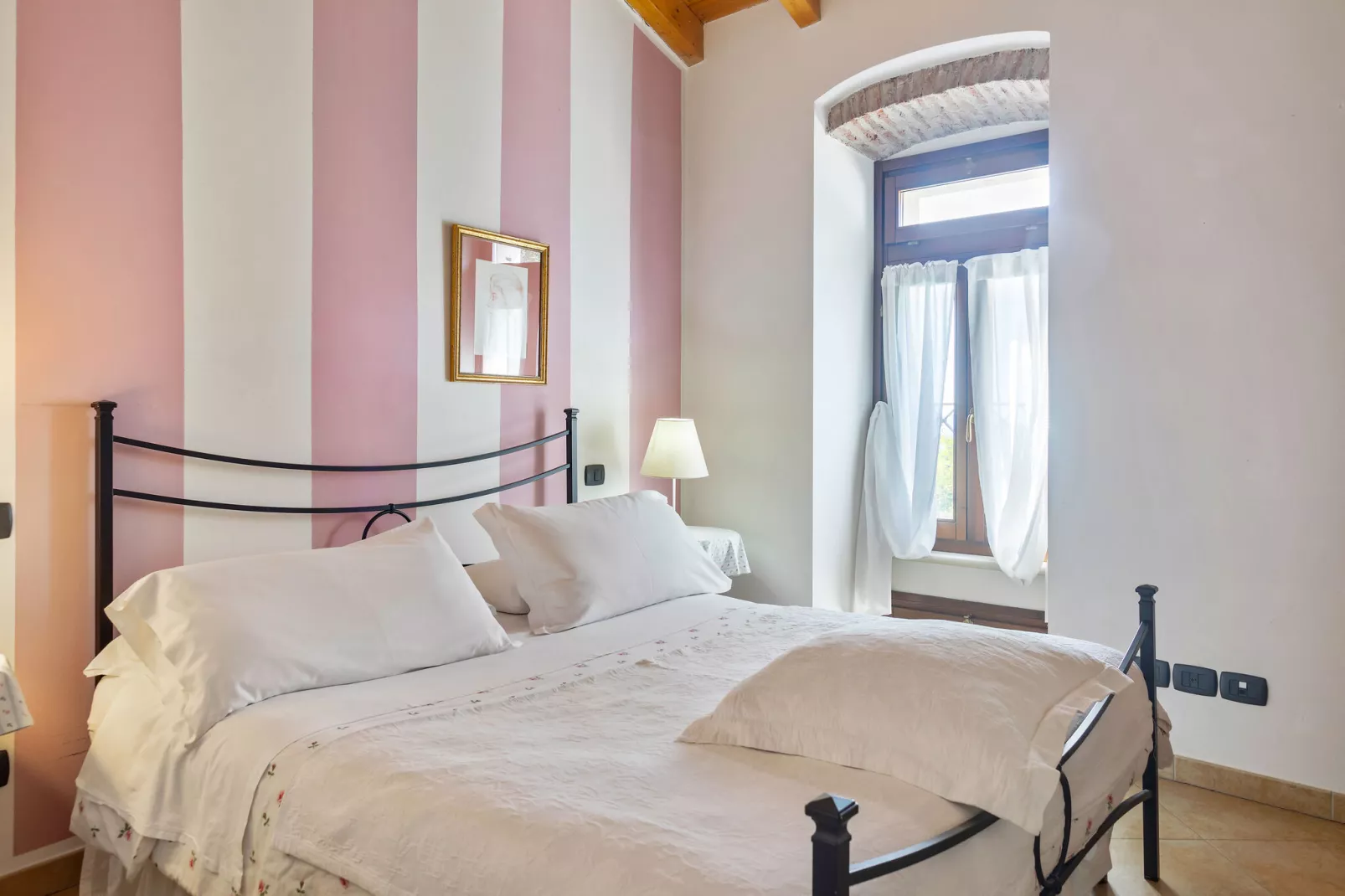 Vega-Bedroom