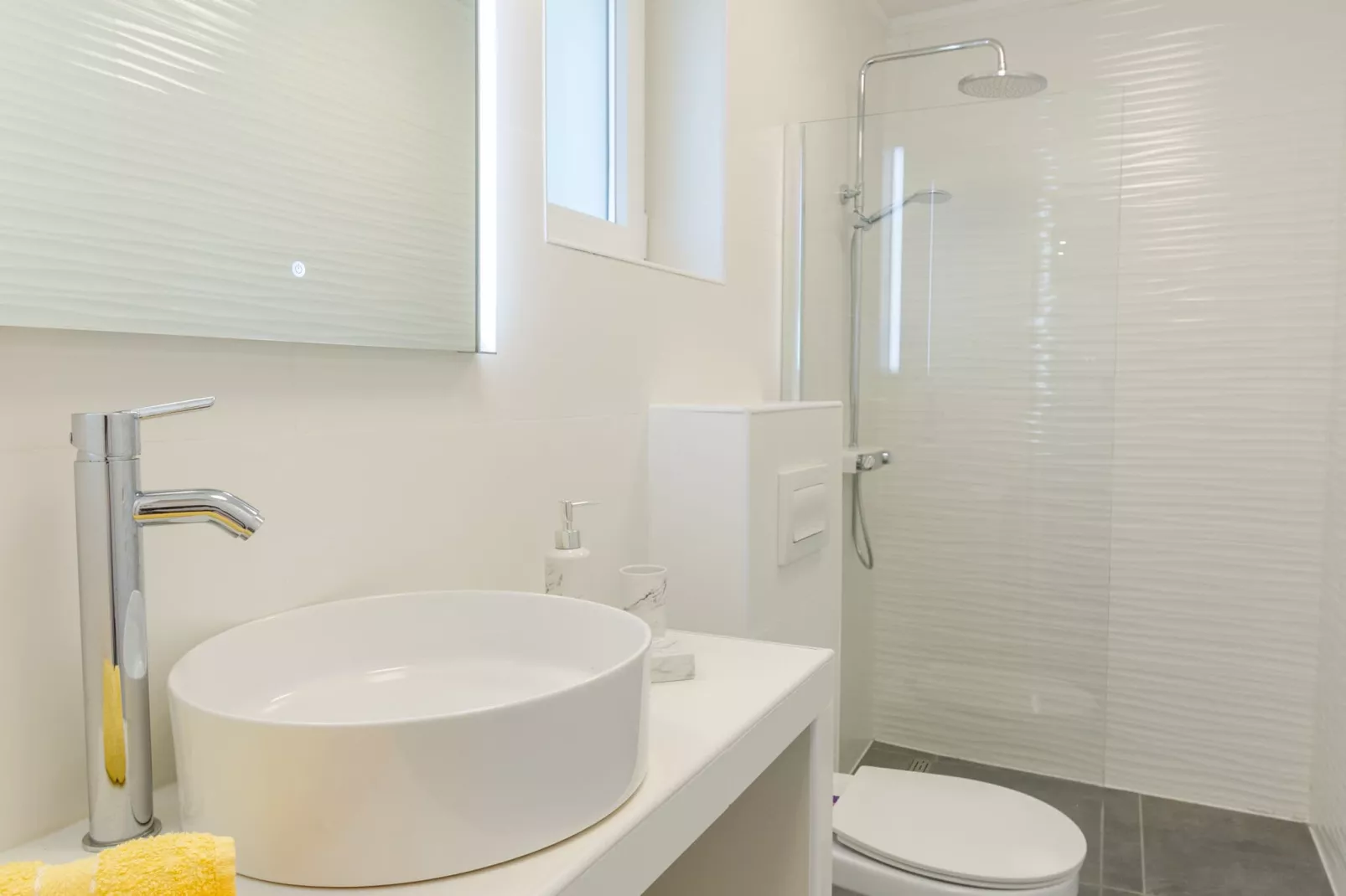 Milly-Bathroom