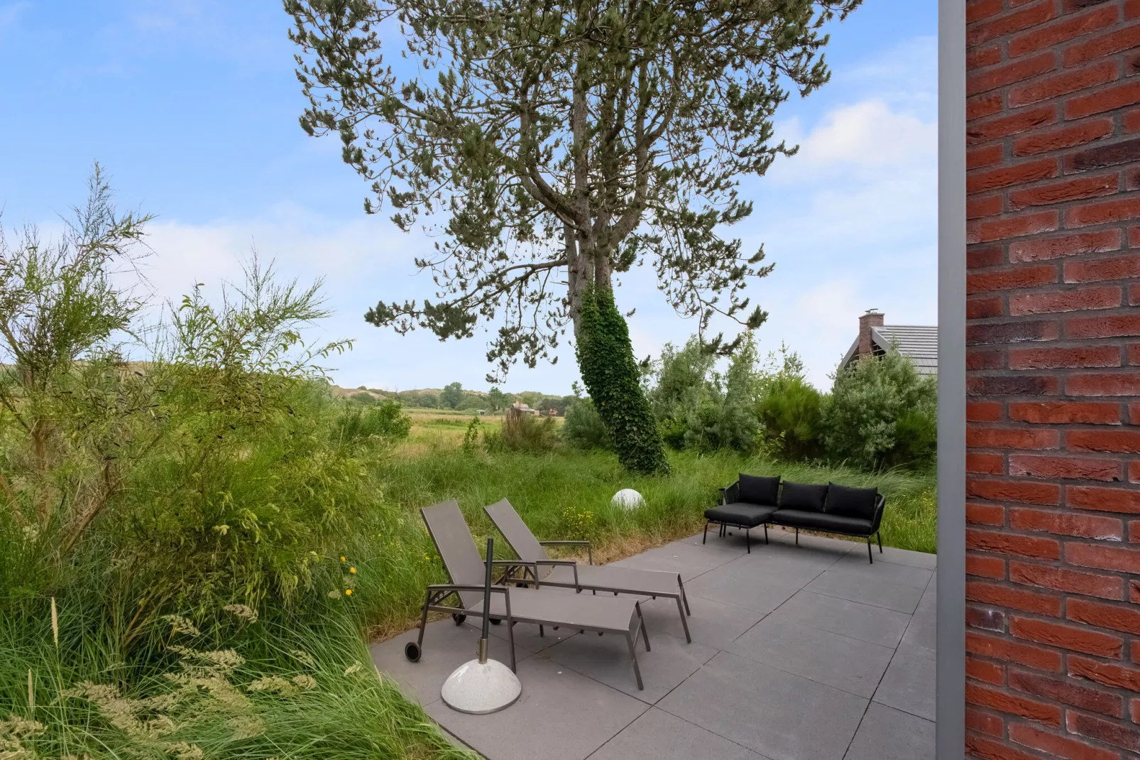Duinvilla aan het Meer-Terrace balcony