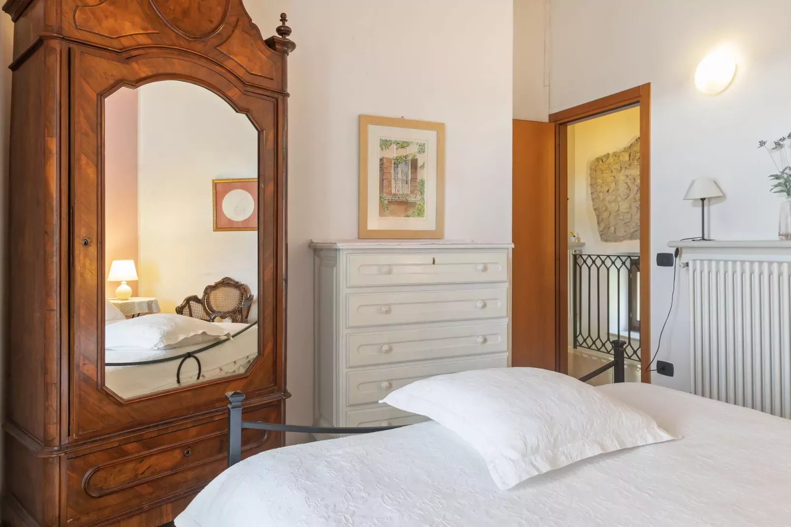 Vega-Bedroom