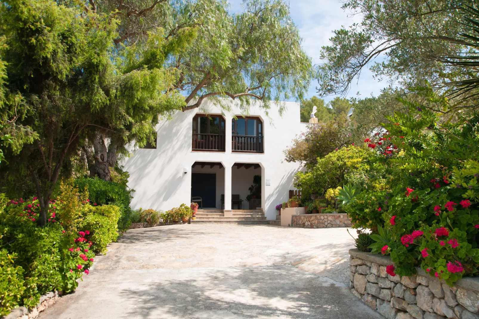Can Jurat-Exterior summer