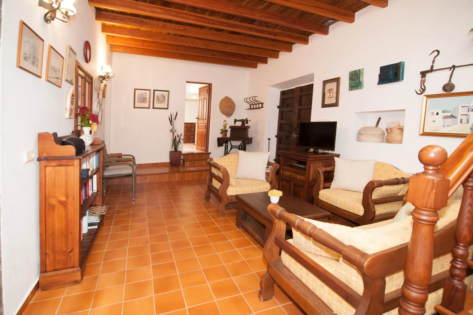 Can Jurat-Living room