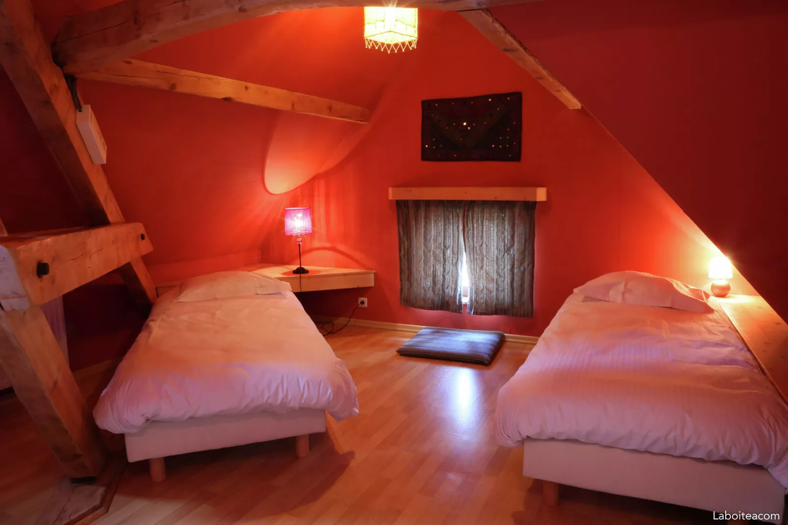 La Chouette-Bedroom
