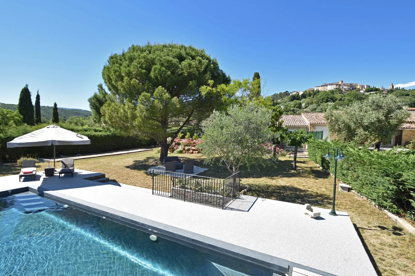 Villa Isclawa-View summer
