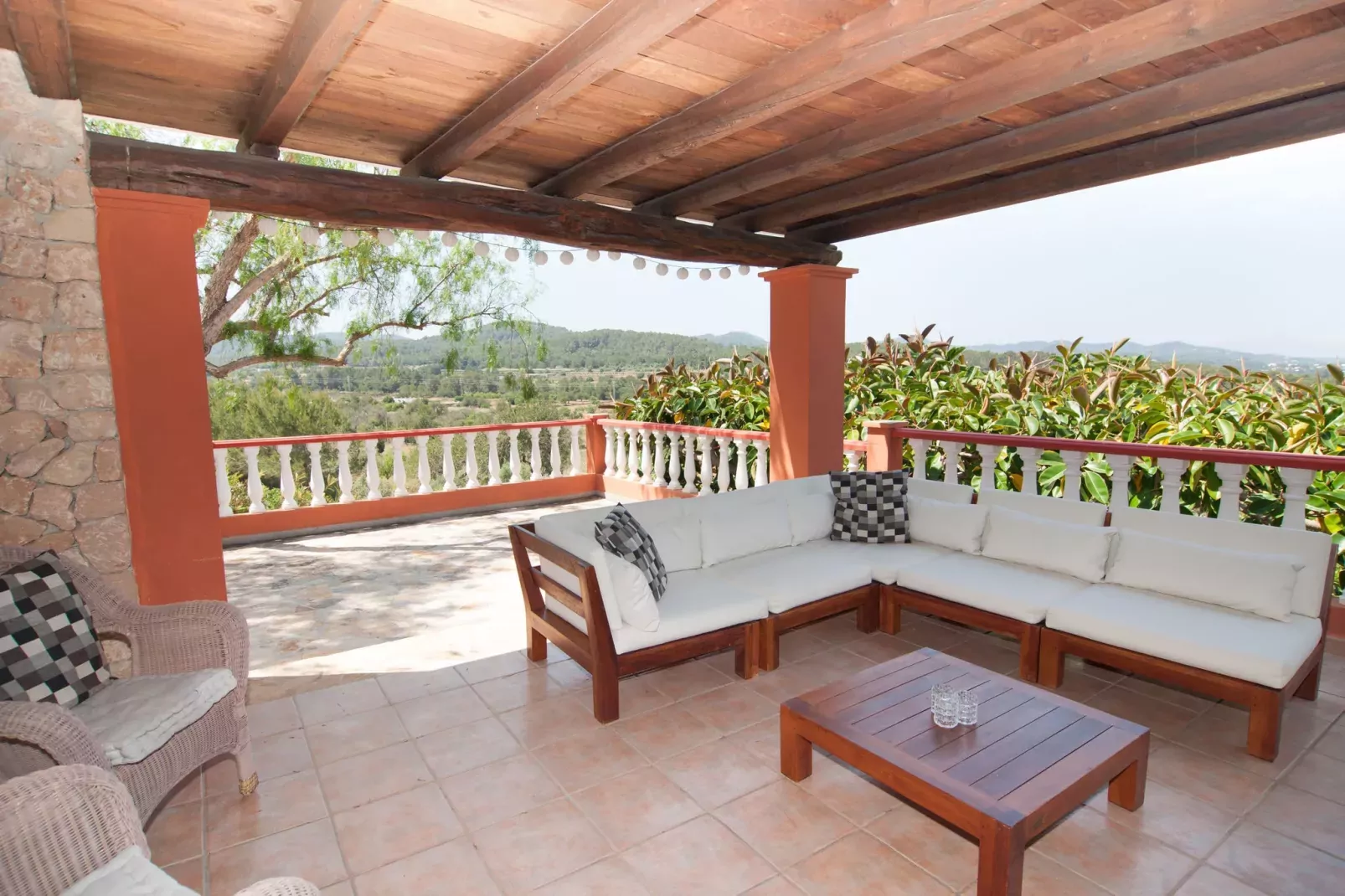 Can Jurat-Terrace balcony