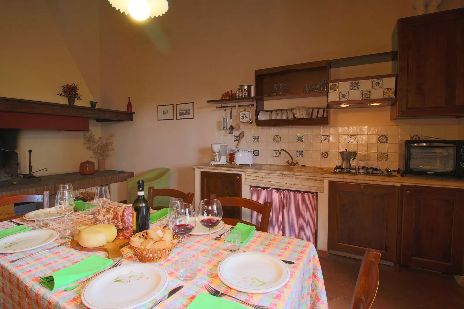 Mandorlo-Kitchen