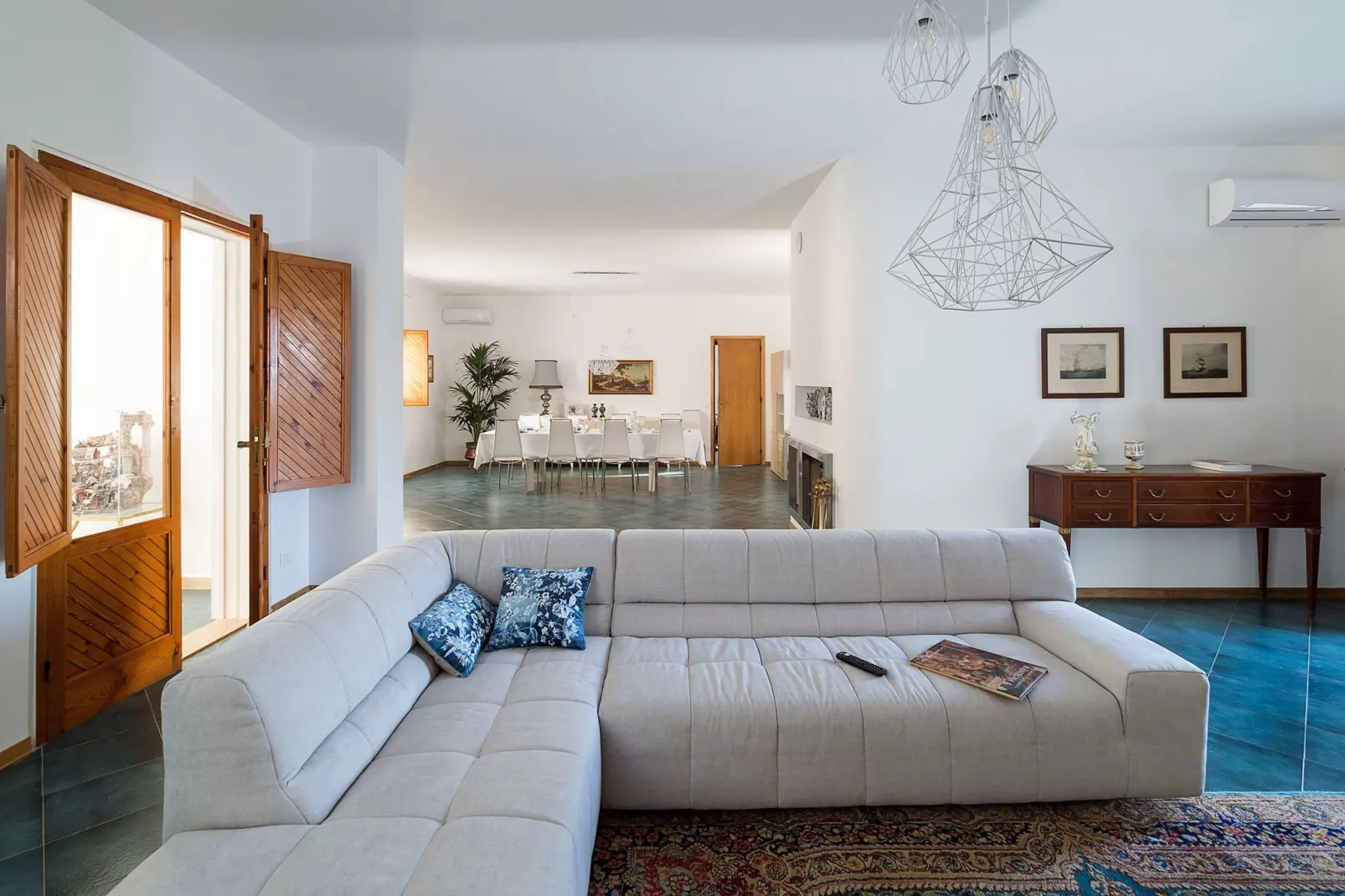 Salinella 10p-Living room