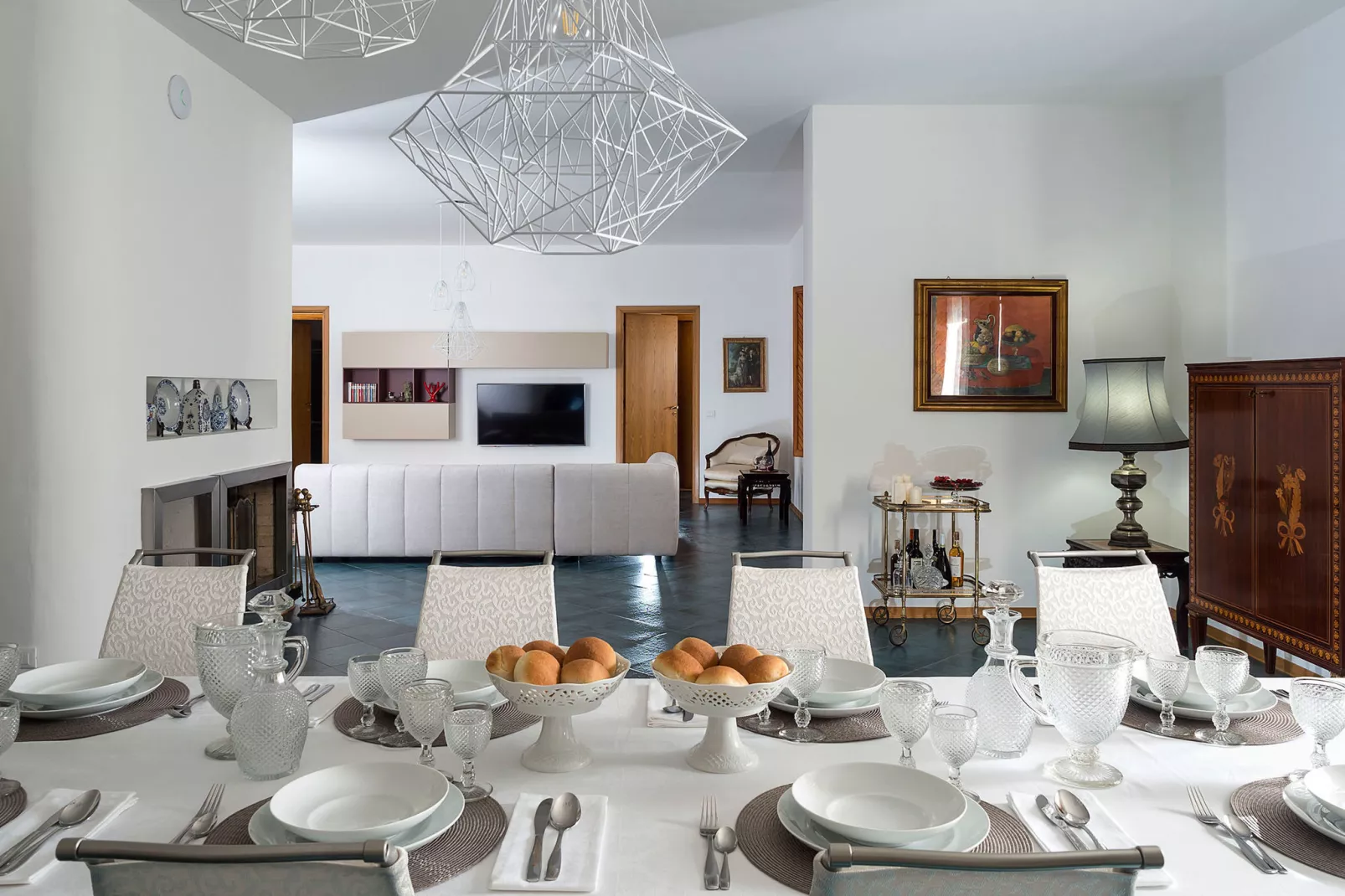 Salinella 10p-Dining room