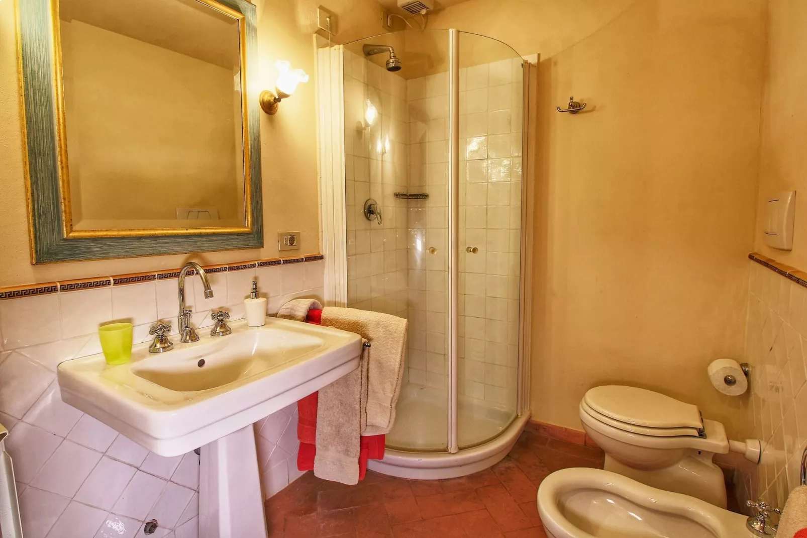 Paulonia-Bathroom