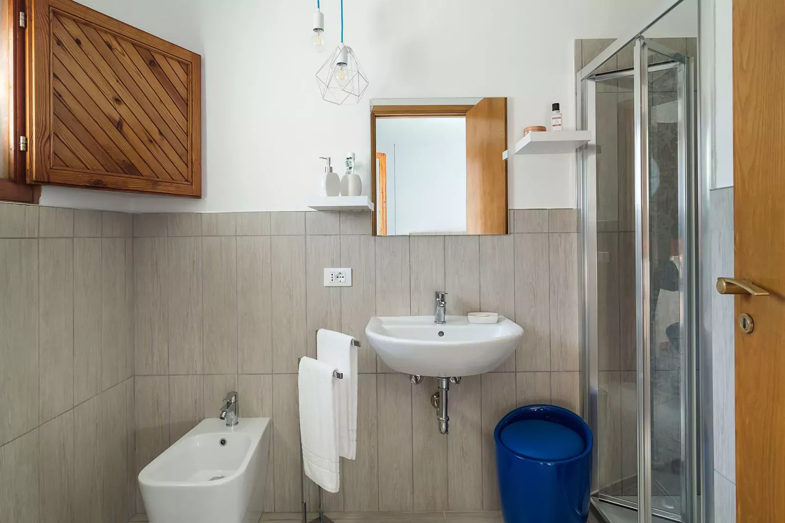 Salinella 10p-Bathroom