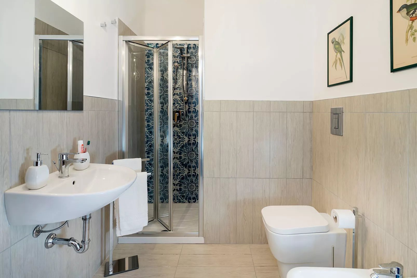 Salinella 10p-Bathroom