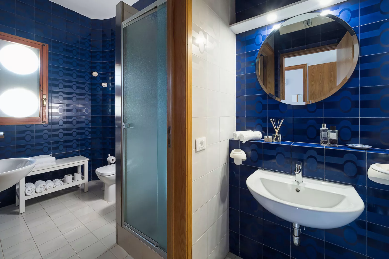 Salinella 10p-Bathroom