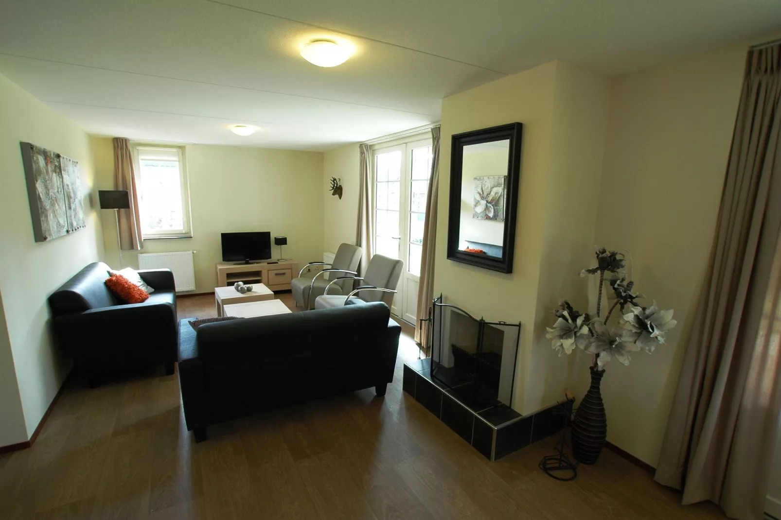 Landgoed De IJsvogel 2-Living room