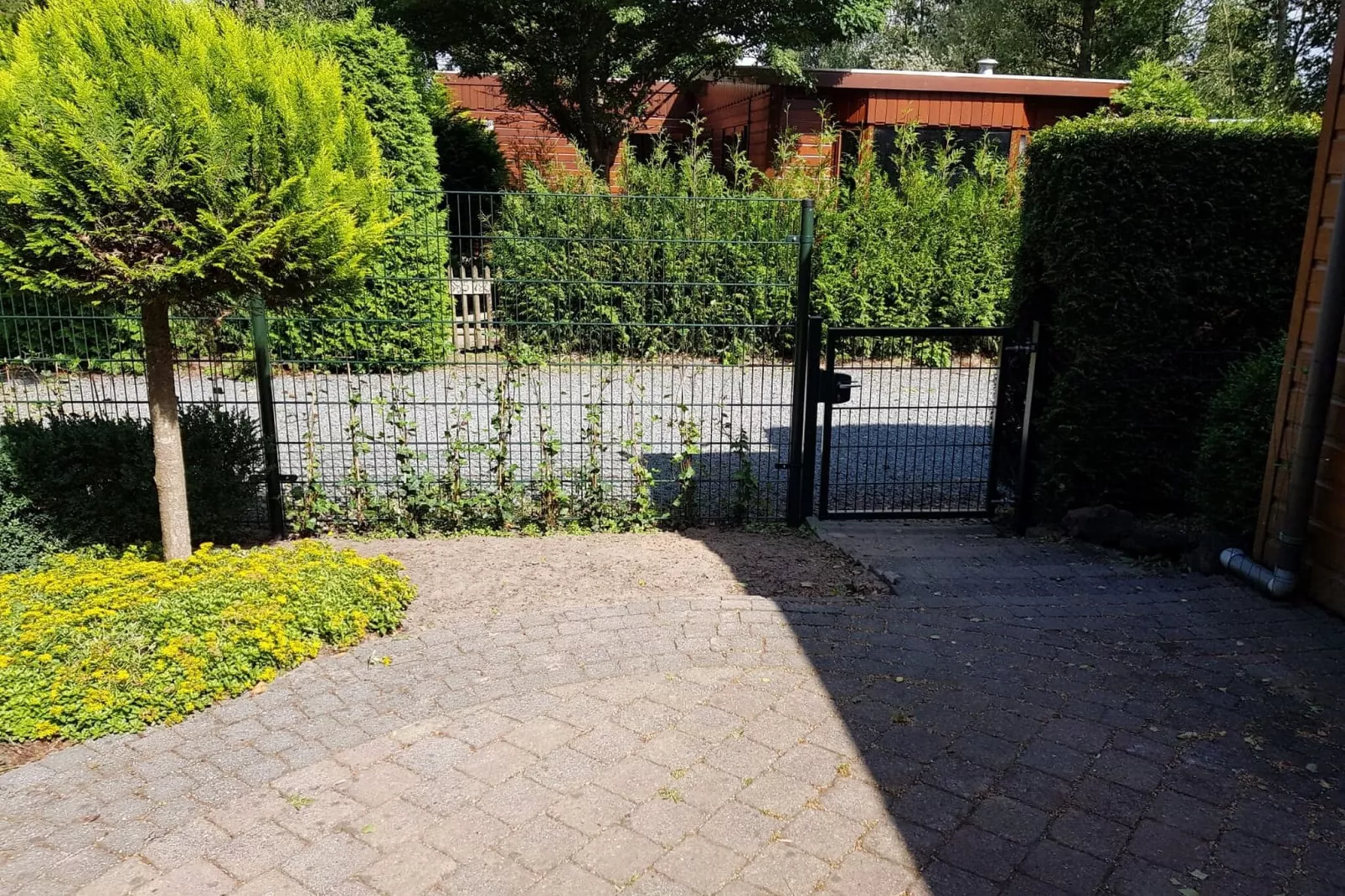 Dassenburcht-Gardens summer