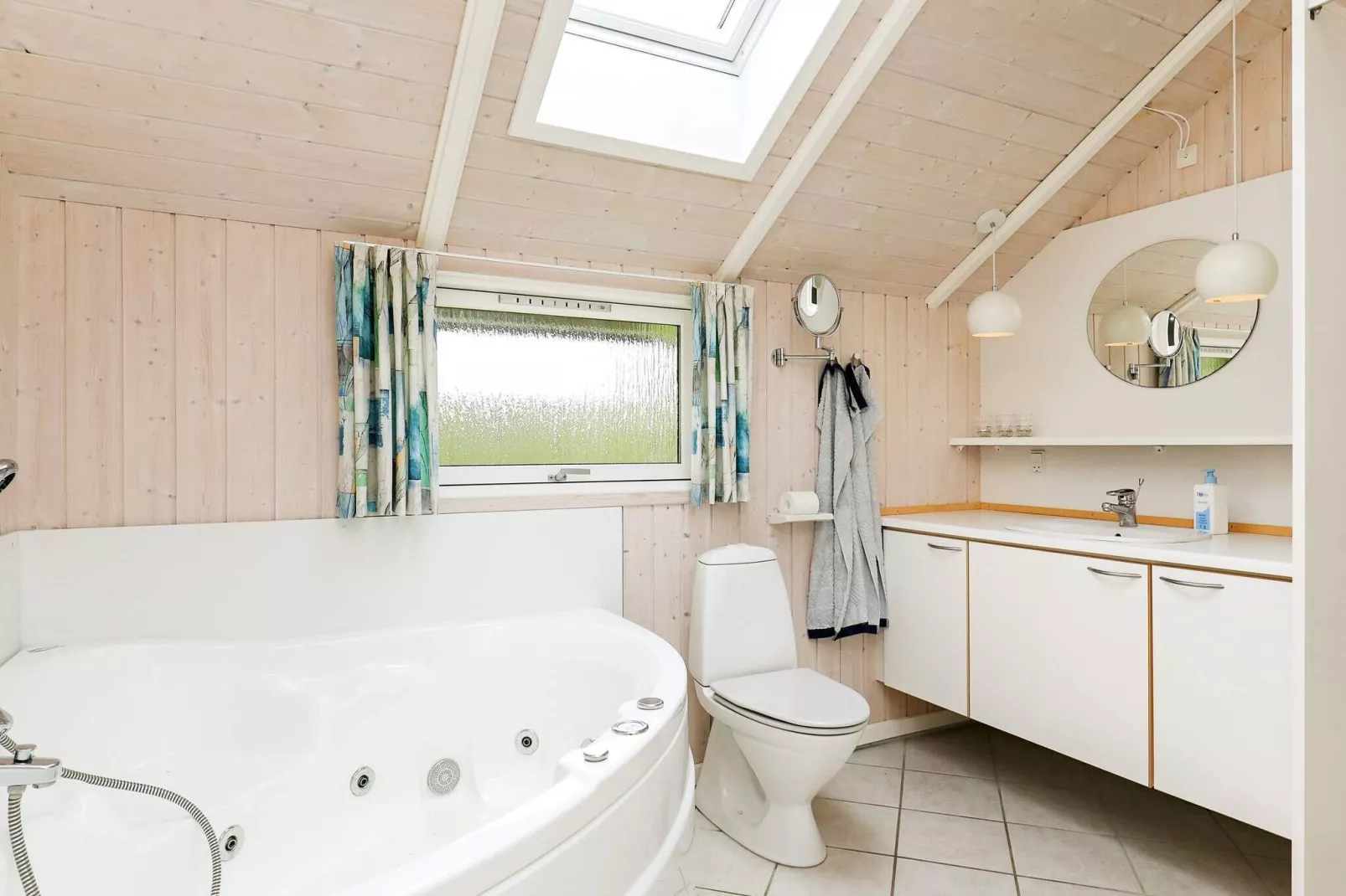 8 person holiday home in Otterup
