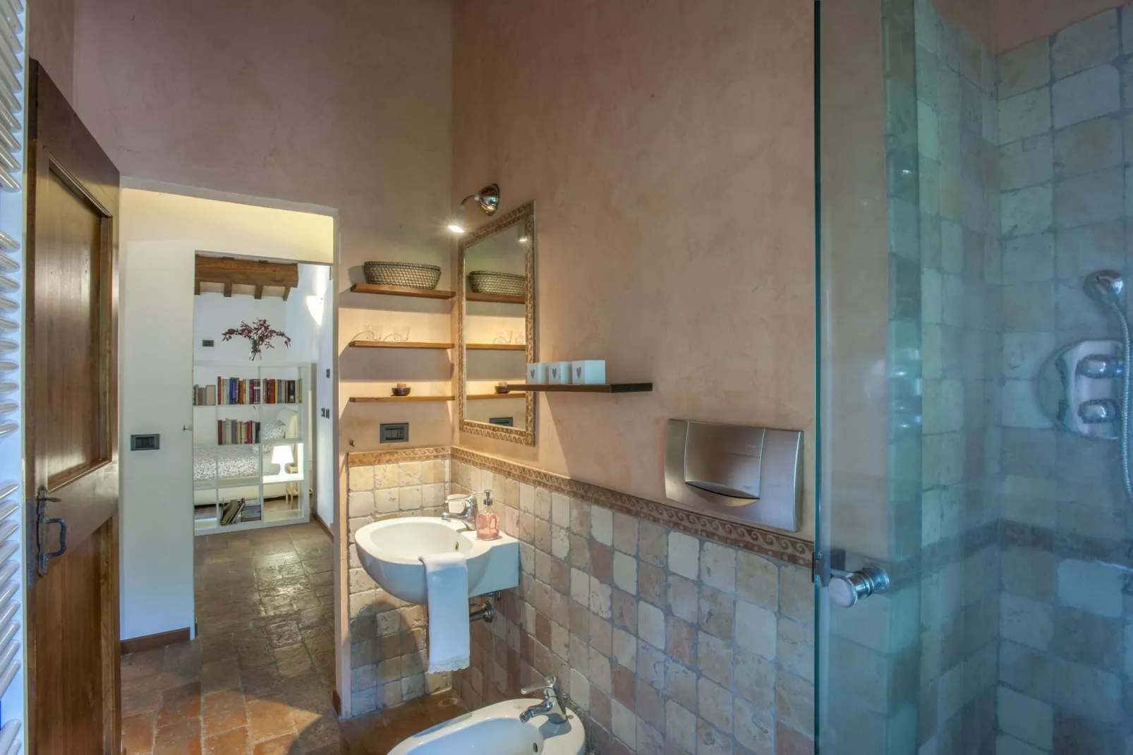 Camelle-Bathroom