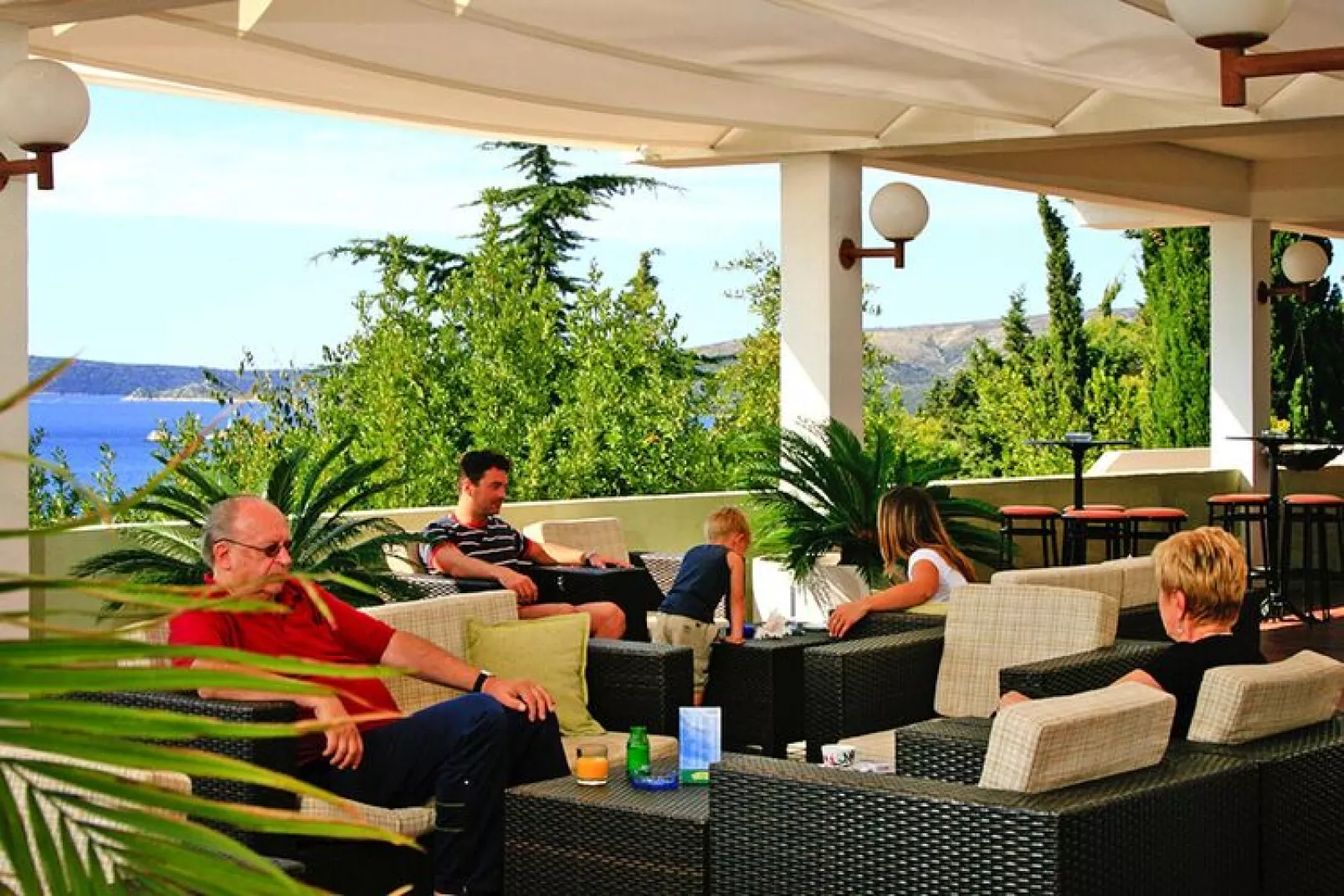 Apartments Medena Trogir - Seget Donji - A2plus2 Superior seaside-Terrace