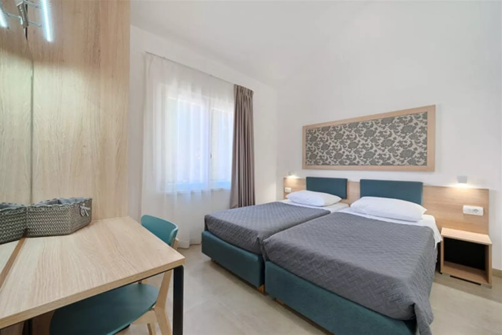 Apartments Medena Trogir - Seget Donji - A2plus2 Superior seaside-Bedroom
