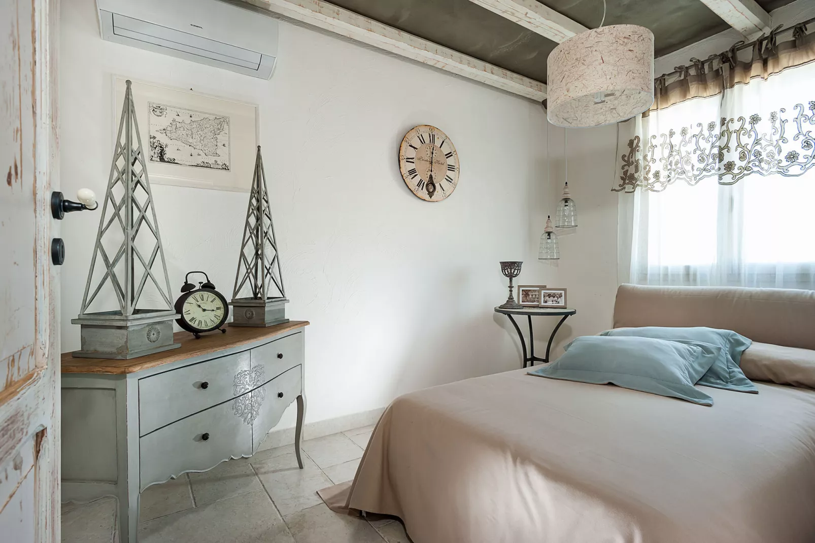 La Pigna Bianca-Bedroom