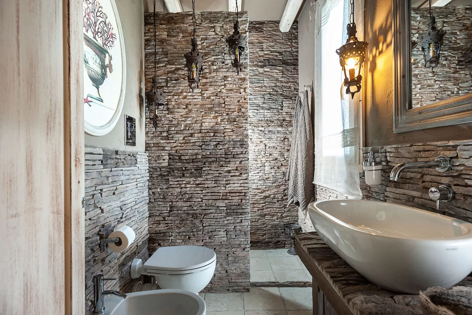 La Pigna Bianca-Bathroom
