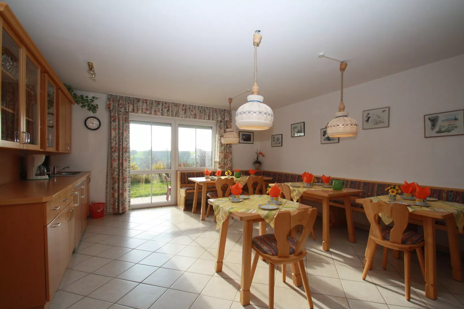 Am Ferienhof-Esszimmer