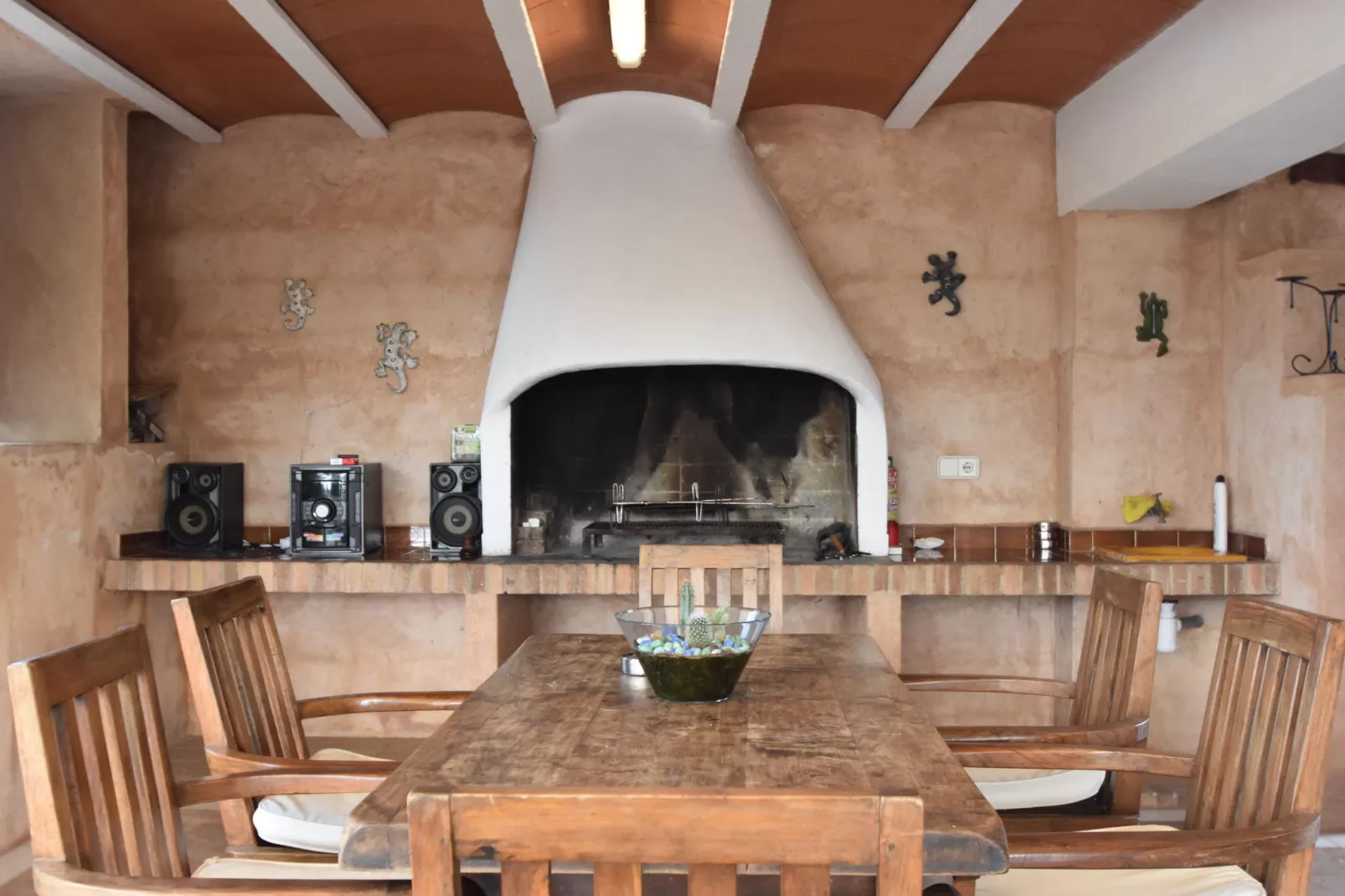 Can Daifa-Dining room