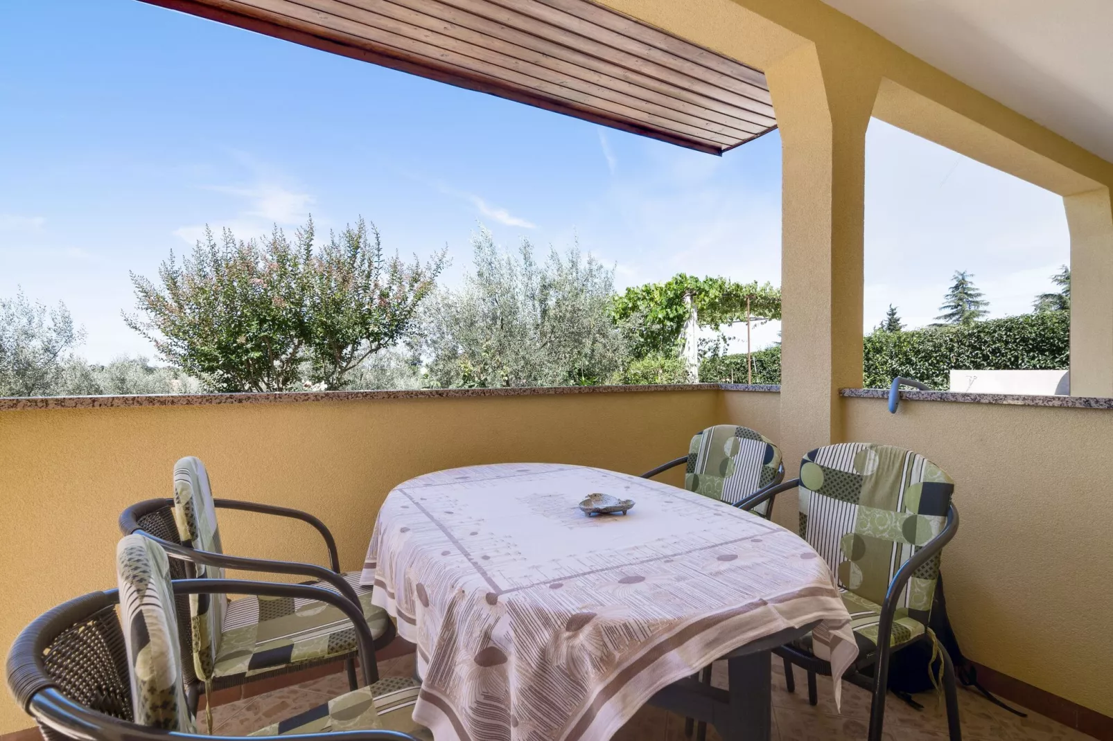 Apartment Korta-Terrace balcony