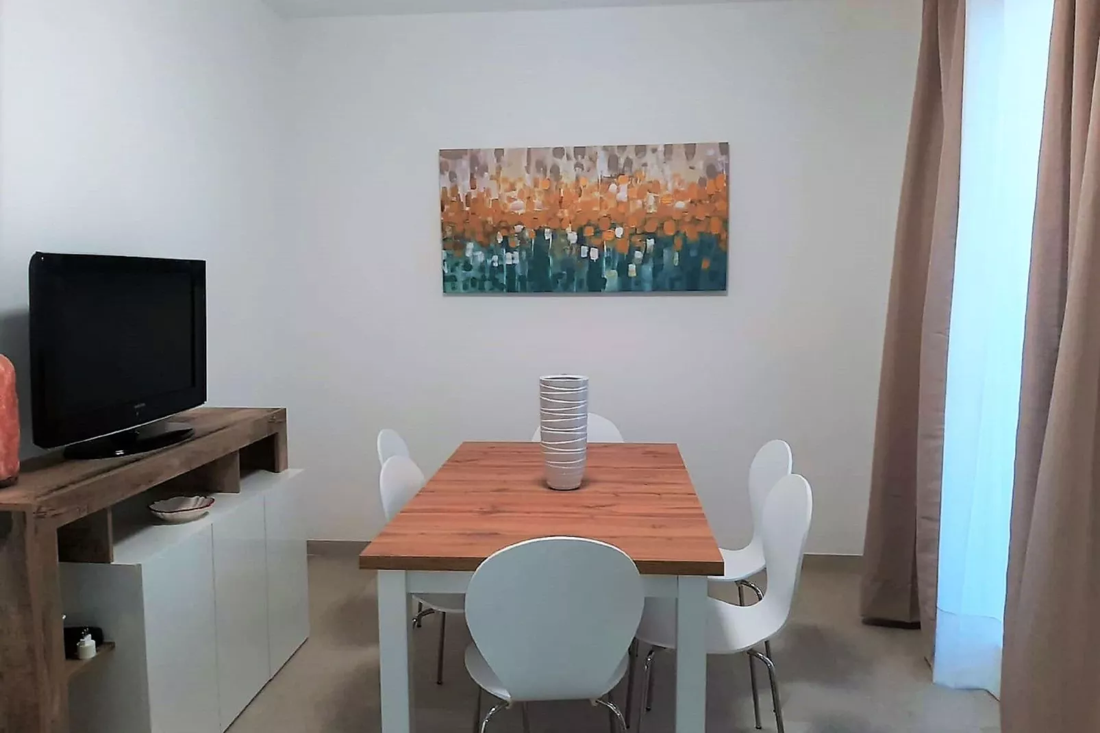 La casa di Isotta-Dining room