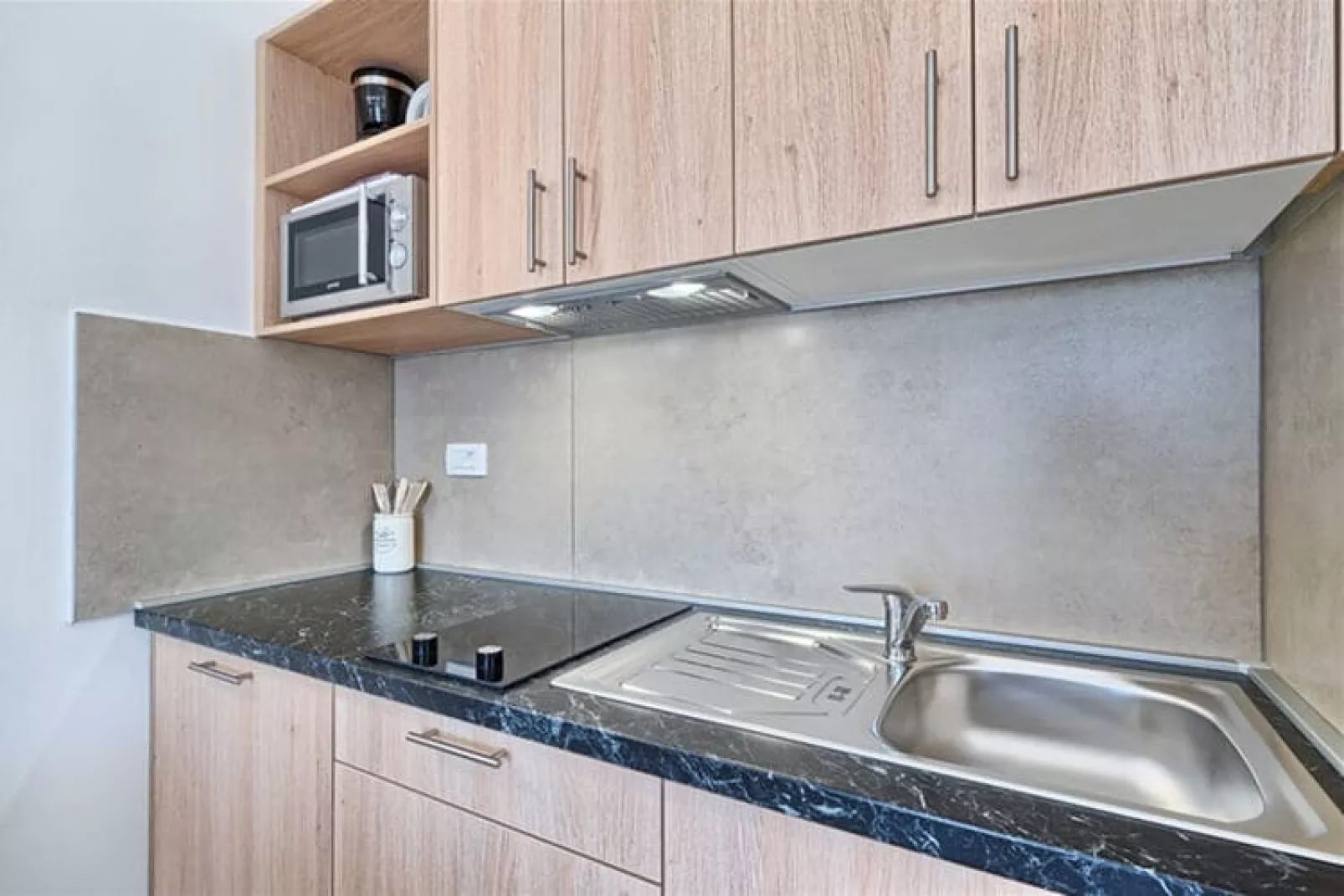 Apartments Medena Trogir - Seget Donji - B 4plus1 Superior Seaside-Kitchen