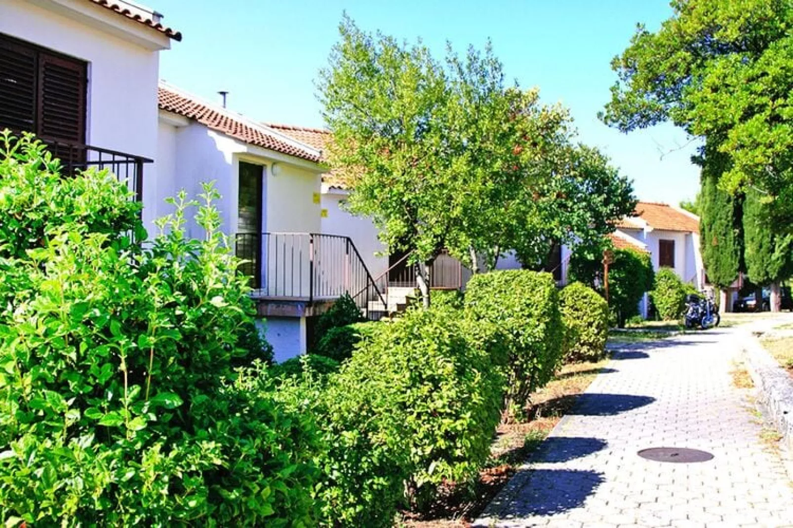 Apartments Medena Trogir - Seget Donji - B 4plus1 Superior Seaside-Exterior summer