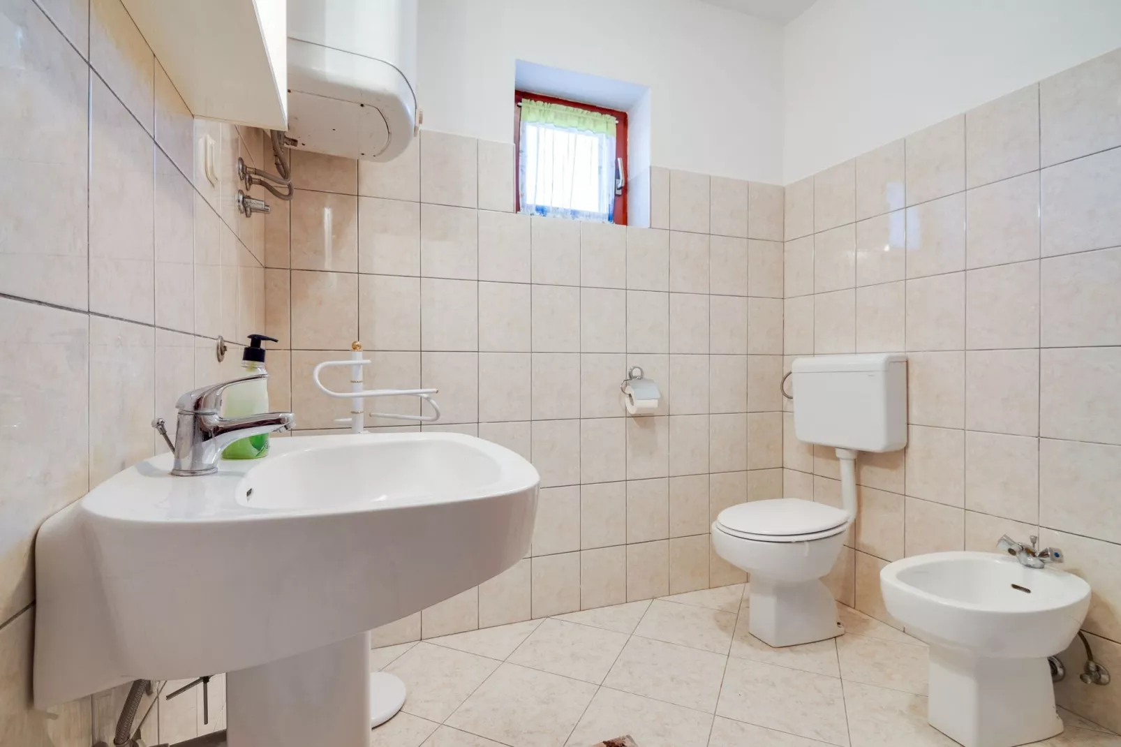 Apartment Korta-Bathroom