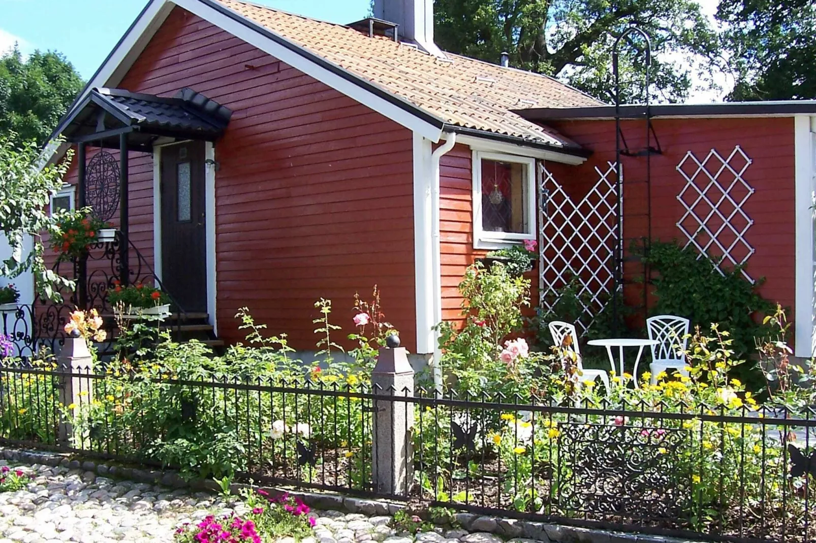 5 person holiday home in HÄSSLEHOLM-By Traum