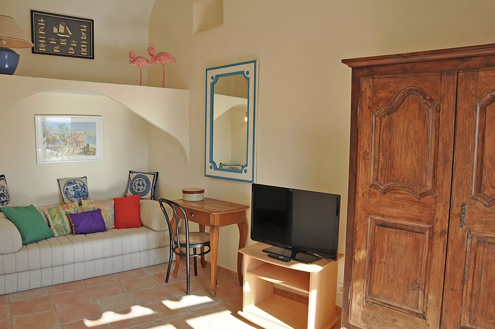 Maison Fayence-Living room