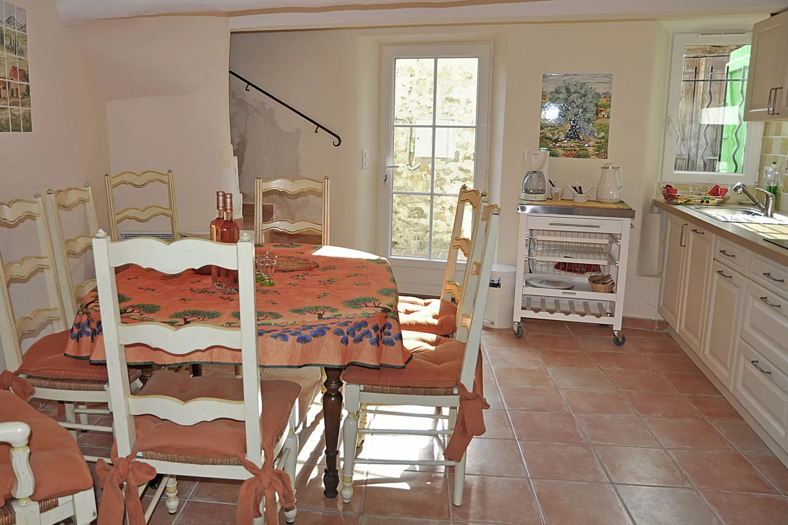 Maison Fayence-Dining room
