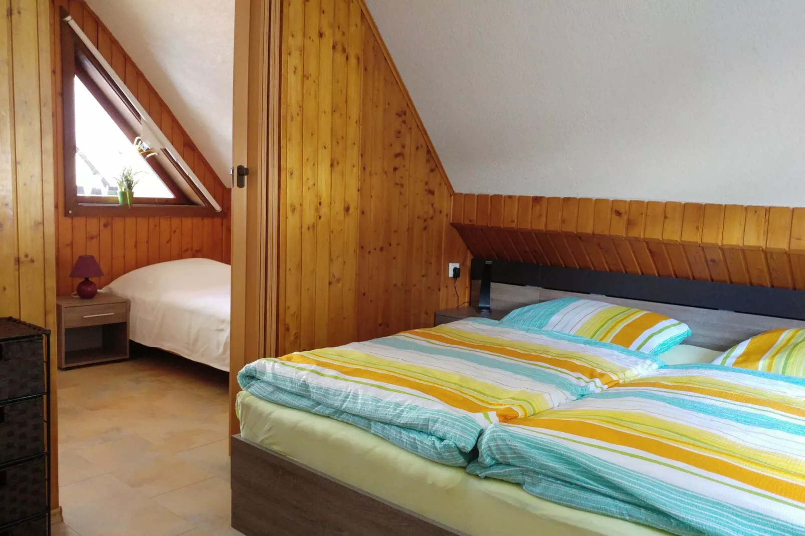 Alice-Bedroom