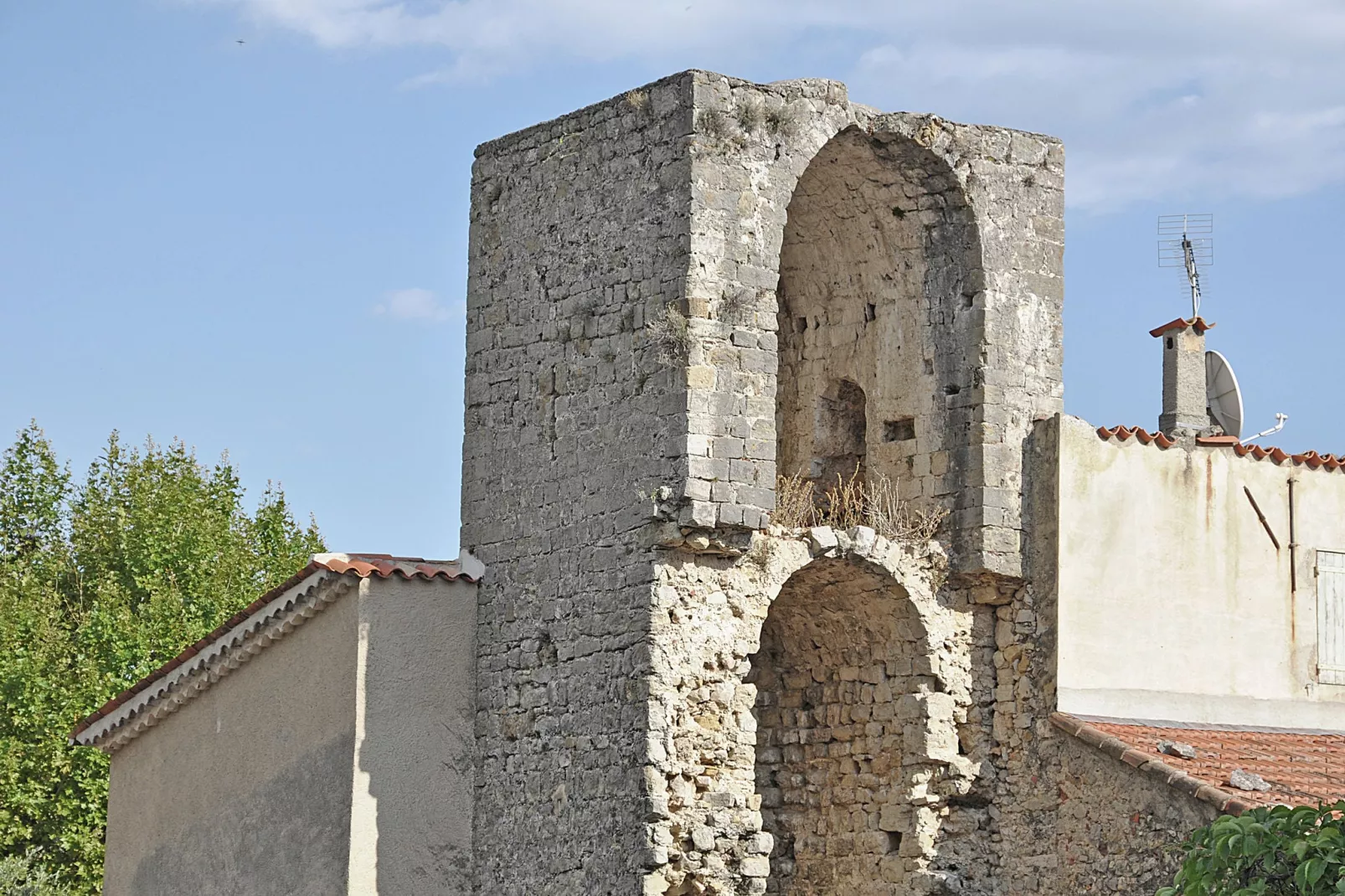 Maison Fayence-Areas summer 1km