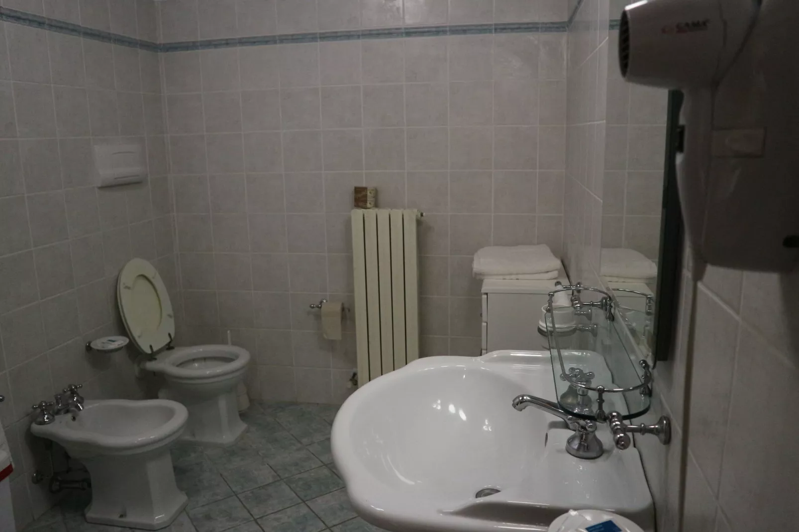 Fattoria Terontola-Bathroom