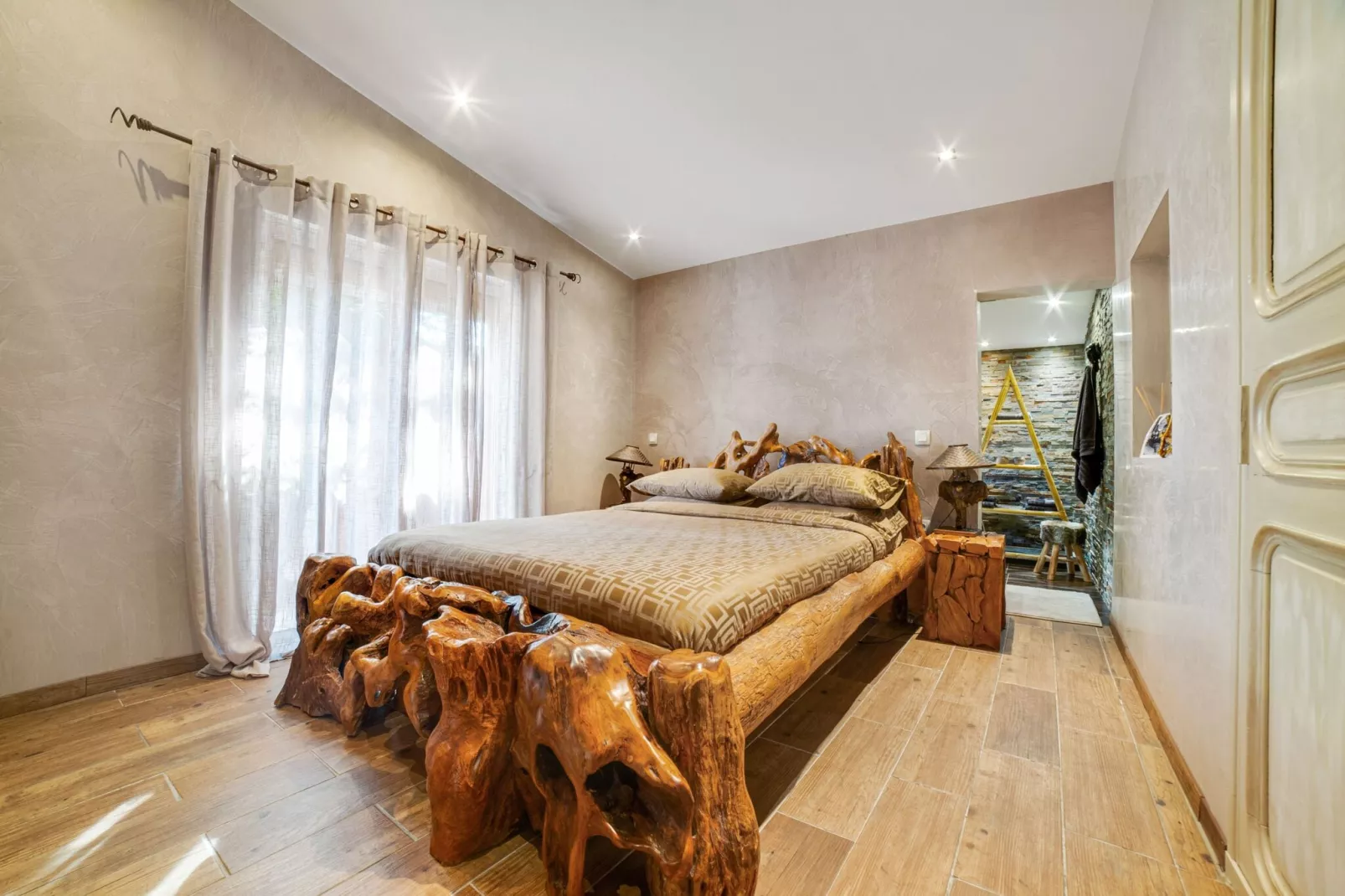 Villa Les Arcs sur Argens-Bedroom