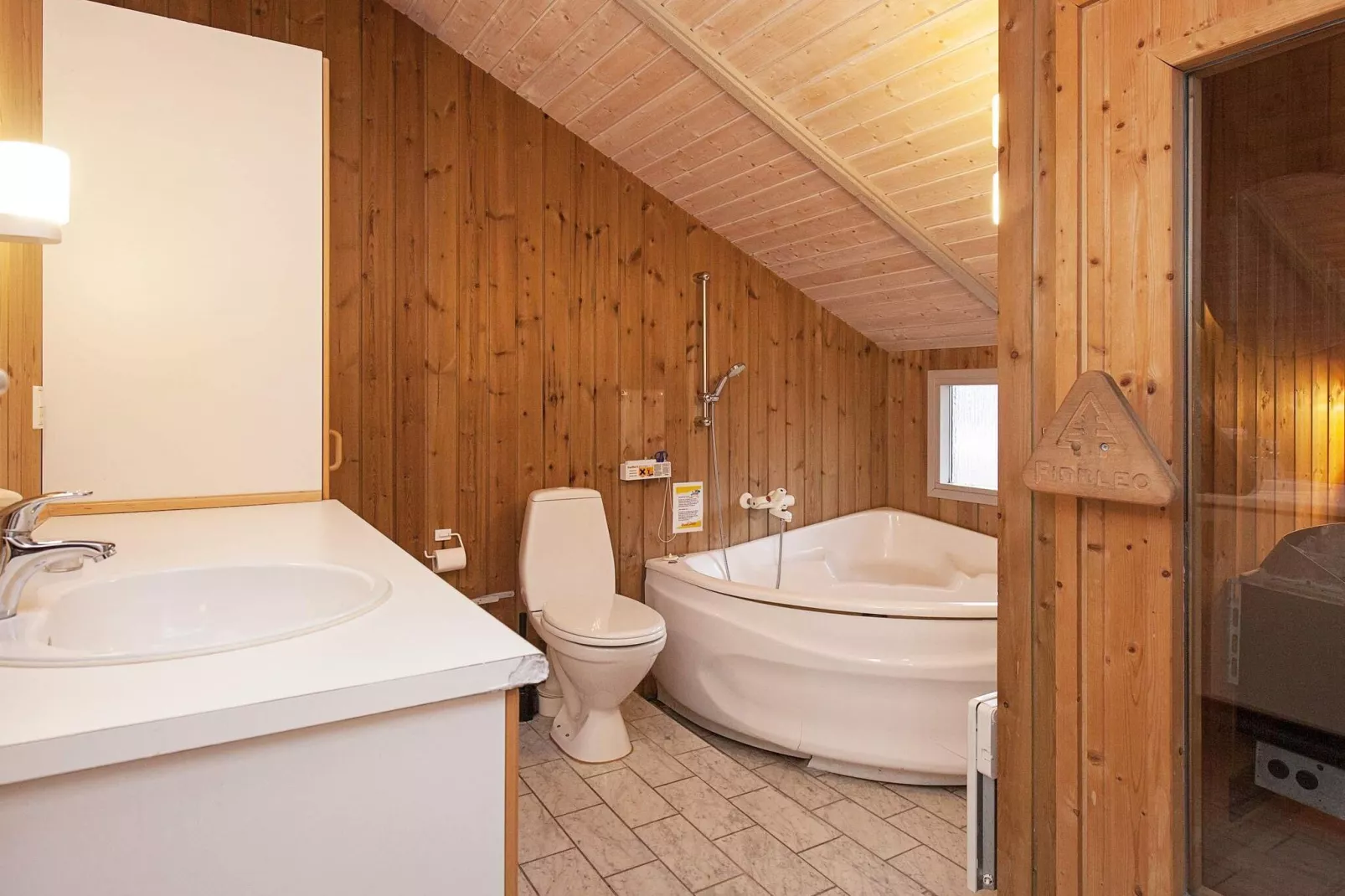 8 person holiday home in Melby-By Traum-Indoor