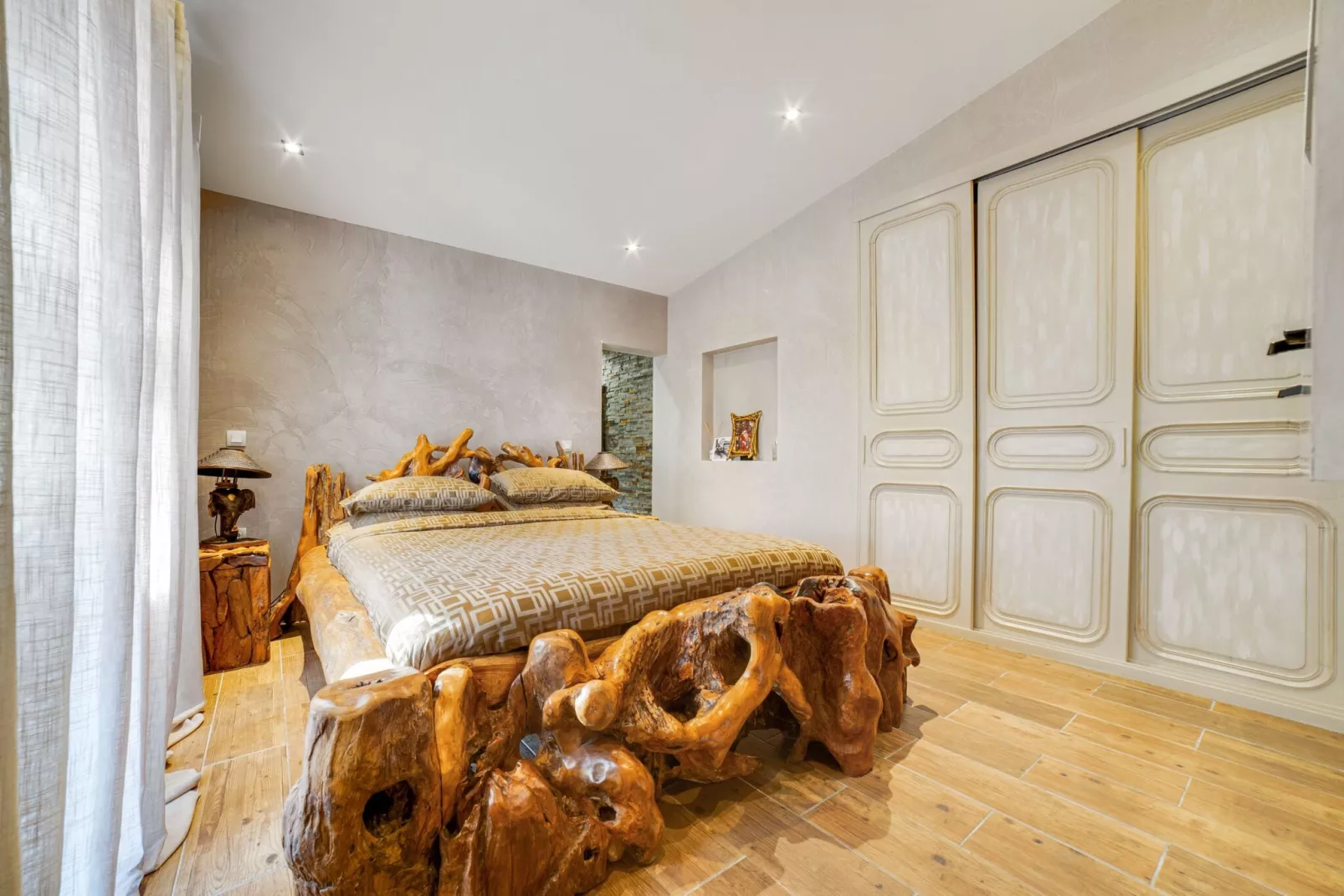 Villa Les Arcs sur Argens-Bedroom