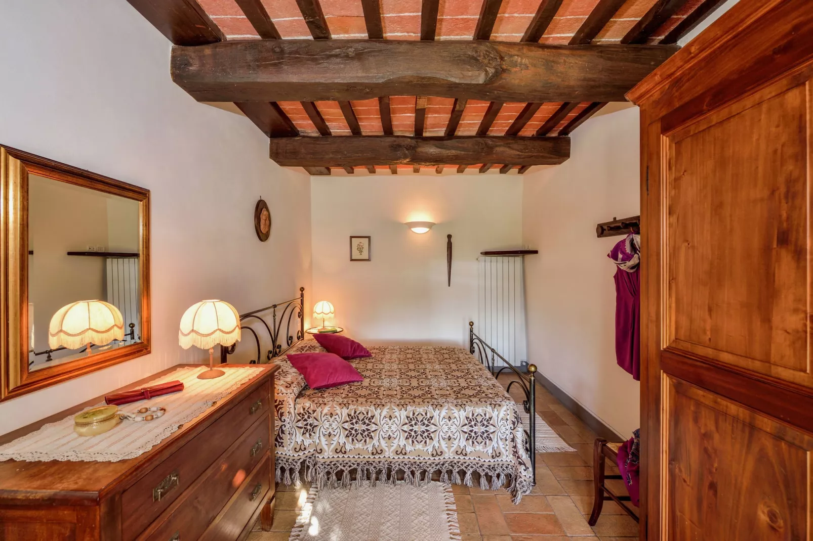 Cipresso-Bedroom