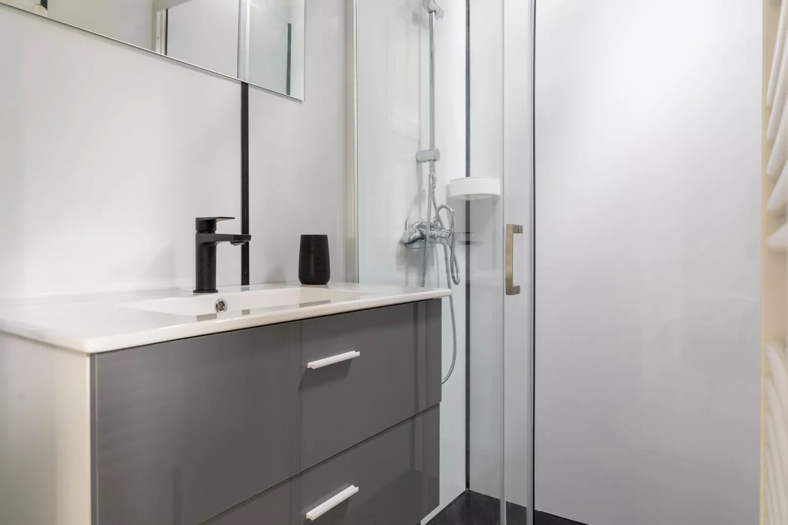 Chez Papounet-Bathroom