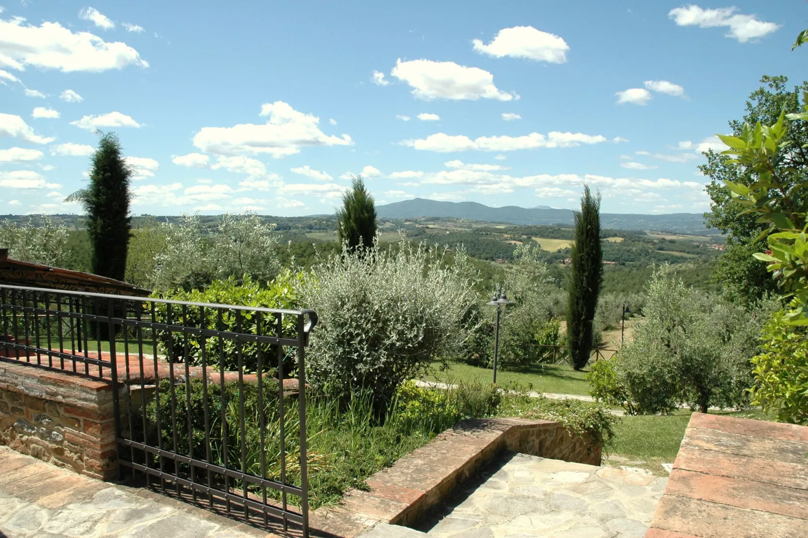 Cipresso-Gardens summer